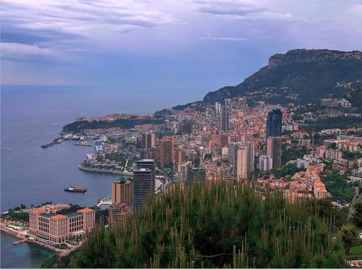 Apartament w Beausoleil, Corrèze