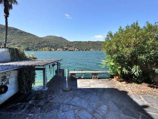 Villa a Morcote, Lugano