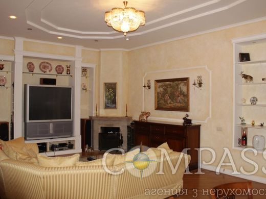 Apartment in Kiev, Misto Kyyiv
