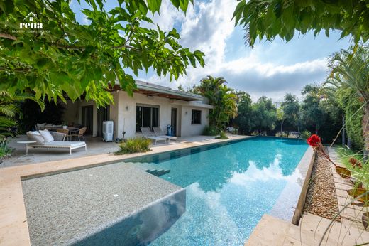 Apartment in Caesarea, Haifa District