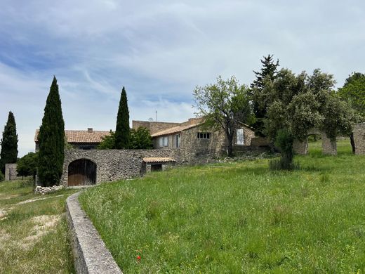 Landsitz in Saumane-de-Vaucluse, Vaucluse