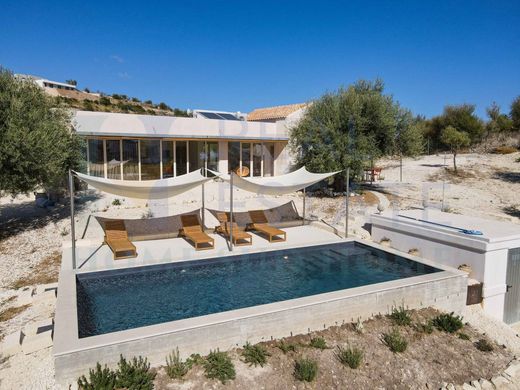 Villa in Avola, Syracuse