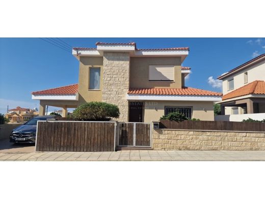 Luxury home in Erími, Limassol District