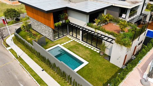 Mansion in Florianópolis, Santa Catarina