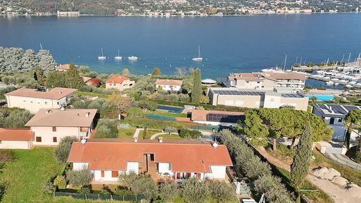 Villa in San Felice del Benaco, Provincia di Brescia