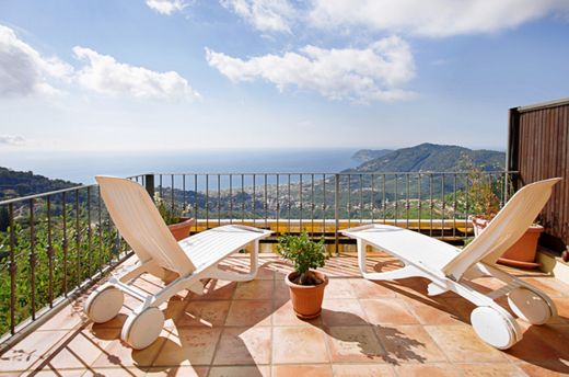 빌라 / Alassio, Provincia di Savona