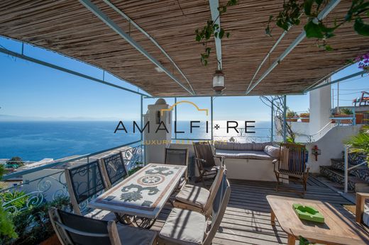 Villa a Conca dei Marini, Salerno