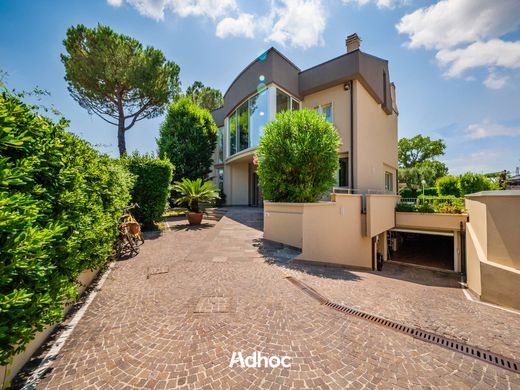 Villa in Fano, Pesaro and Urbino