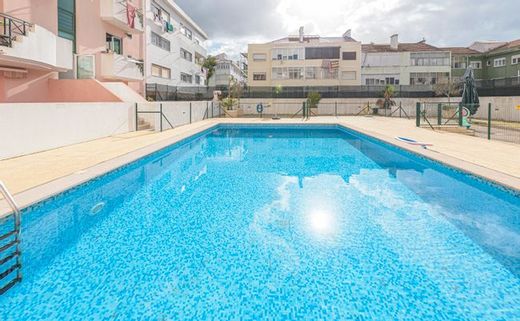 Διαμέρισμα σε Αλμάντα, Almada