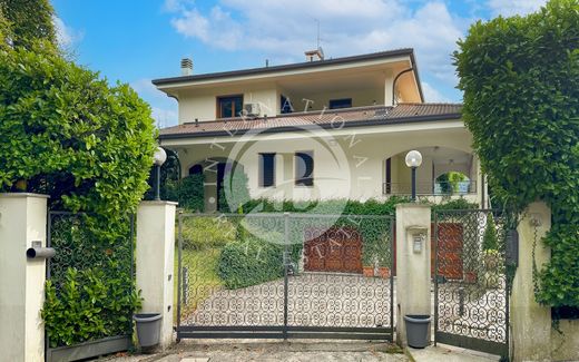 Villa in Como, Provincia di Como