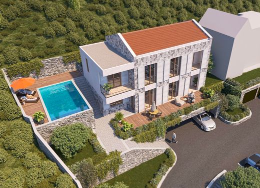 Villa en Vente à Herceg Novi