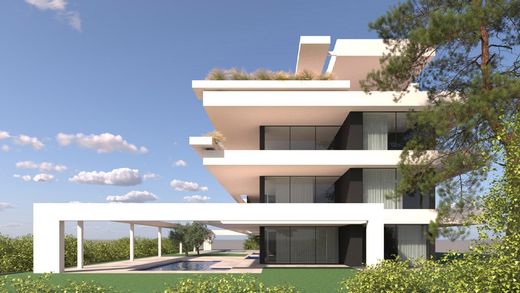 Apartment in Vouliagméni Kinétas, Nomós Attikís