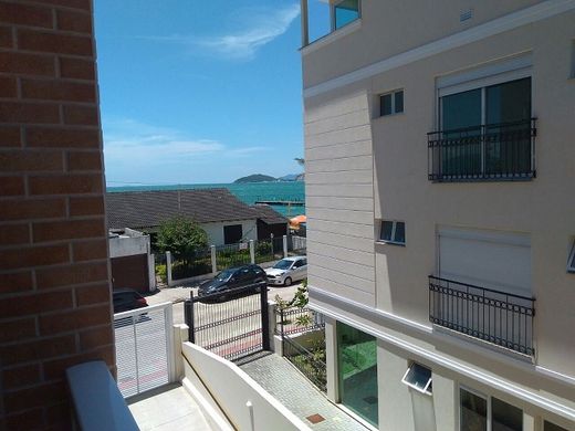 Piso / Apartamento en Florianópolis, Santa Catarina