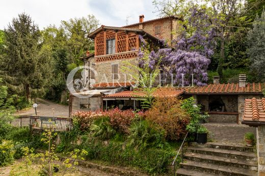 Reggello, Province of Florenceのカントリー風またはファームハウス