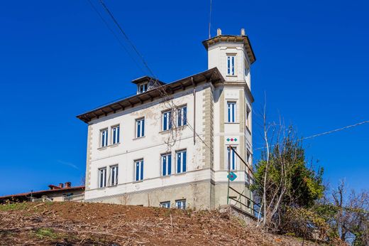 Luxus-Haus in Boves, Provincia di Cuneo