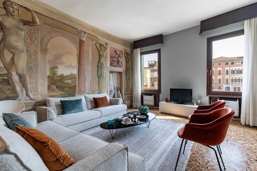 Piso / Apartamento en Venezia, Provincia di Vicenza