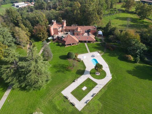 ‏אחוזה ב  Varese, Provincia di Varese