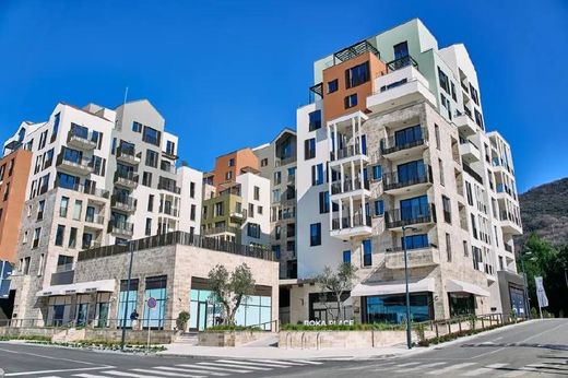 Apartment in Tivat