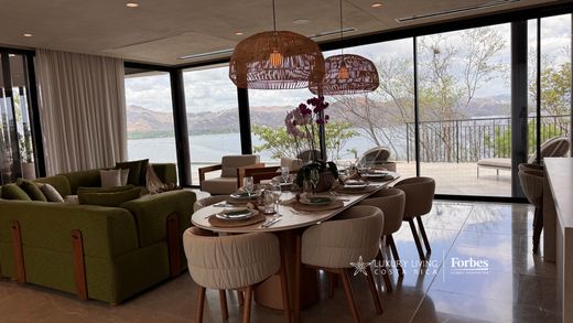 Casa de lujo en Sardinal, Carrillo