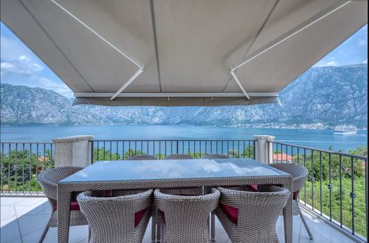 Penthouse in Kotor
