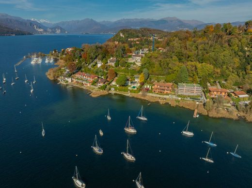 Вилла, Monvalle, Provincia di Varese