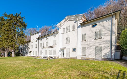 Villa in Villa di Serio, Provincia di Bergamo