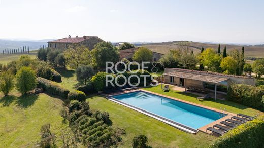 Villa in Asciano, Provincia di Siena