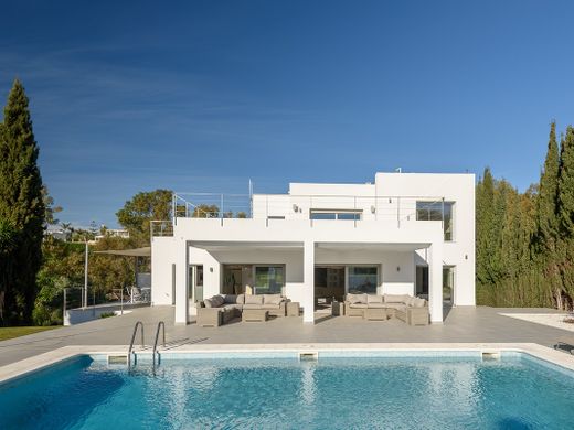 Villa a Nueva Andalucia, Málaga