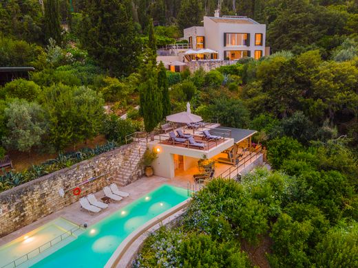 Villa a Loggos (Paxos), Nomós Kerkýras