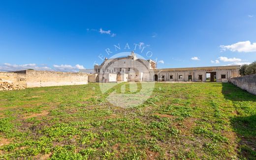 Villa Crispiano, Taranto ilçesinde