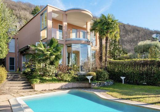 Villa en Collina d'Oro, Lugano