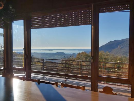 Villa à Caprino Veronese, Vérone