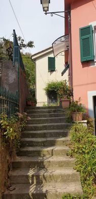 Apartment / Etagenwohnung in Monterosso al Mare, Provincia di La Spezia