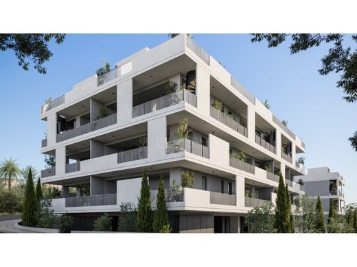 Apartment / Etagenwohnung in Ágios Athanásios, Limassol District