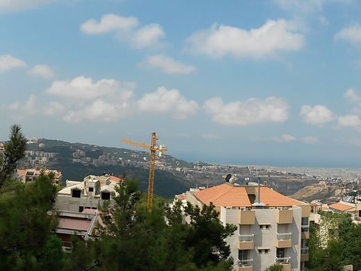 Mkallès, Mohafazat Mont-Libanのアパートメント