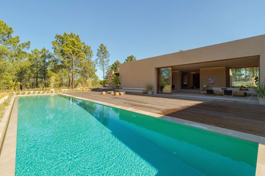 Detached House in Melides, Grândola