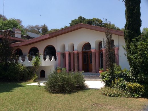 Detached House in Estado de México, Candelaria