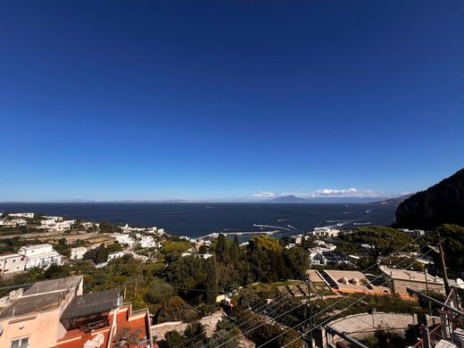 Penthouse w Capri, Napoli