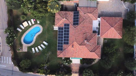 Vrijstaand huis in Marbella, Provincia de Málaga