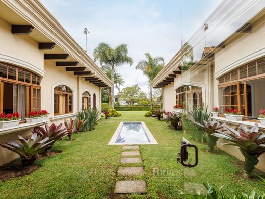 Luksusowy dom w Granadilla, Curridabat