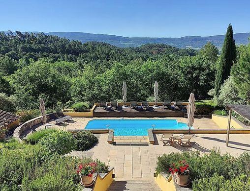 Landhuis in Roussillon, Vaucluse