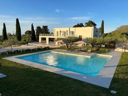 Villa a Castellammare del Golfo, Trapani