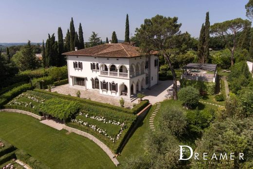 Dreamer Luxury Real Estate Florence Luxuryestate Com