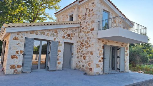 Detached House in Preveza, Nomós Prevézis