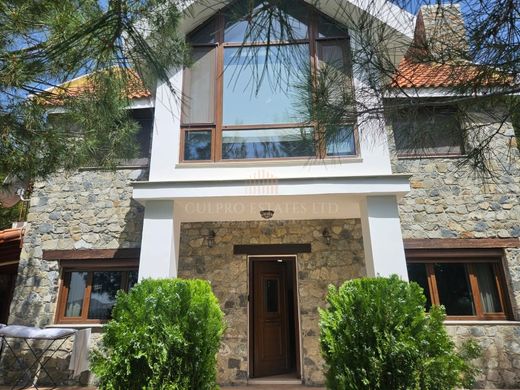 Casa di lusso a Moniátis, Limassol District