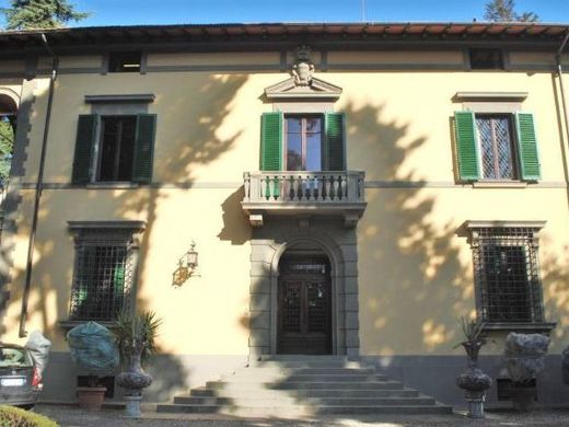 Casa di lusso a Firenzuola, Firenze