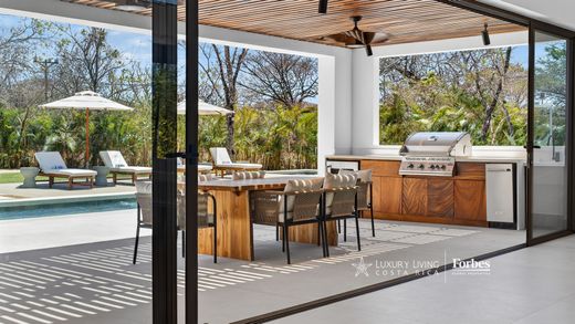 Luxury home in Guanacaste, Liberia