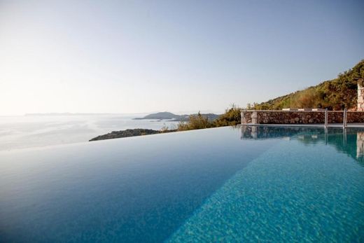 Villa en Sývota, Tesprótida