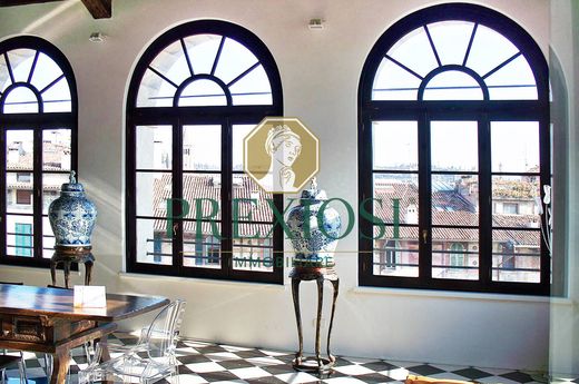 Luxury home in Verona, Venice