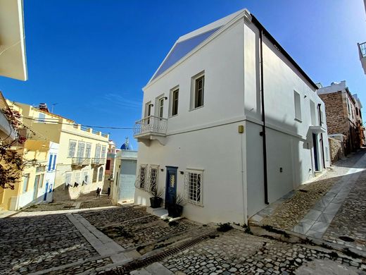 Casa di città a Áno Sýros, Cicladi